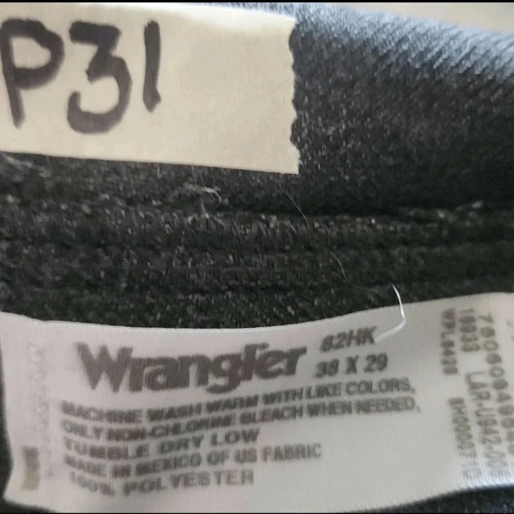 P31 Wrangler Mens Gray Polyester Trousers Size 38x29 NWOT